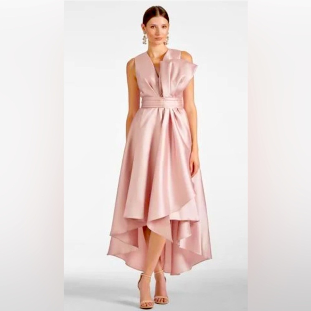 Elegant Sachin and Babi Pink Dress